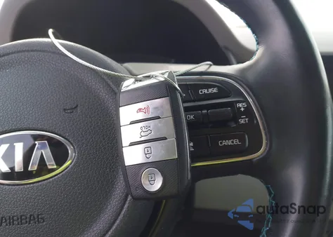2019 Kia Niro Plug-In Hybrid Ex Premium z USA, uszkodzony, nr VIN KNDCC3LD2K5289019